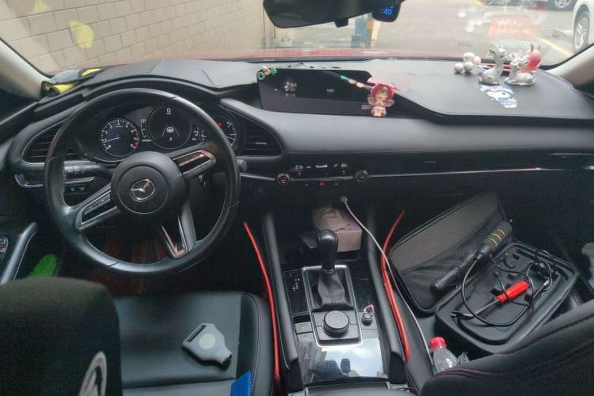 Used Mazda 3 Axela 2021 2.0L Automatic Zhiya Edition Center Console