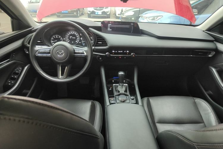 Used Mazda 3 Axela 2021 2.0L Automatic Zhiya Edition Center Console