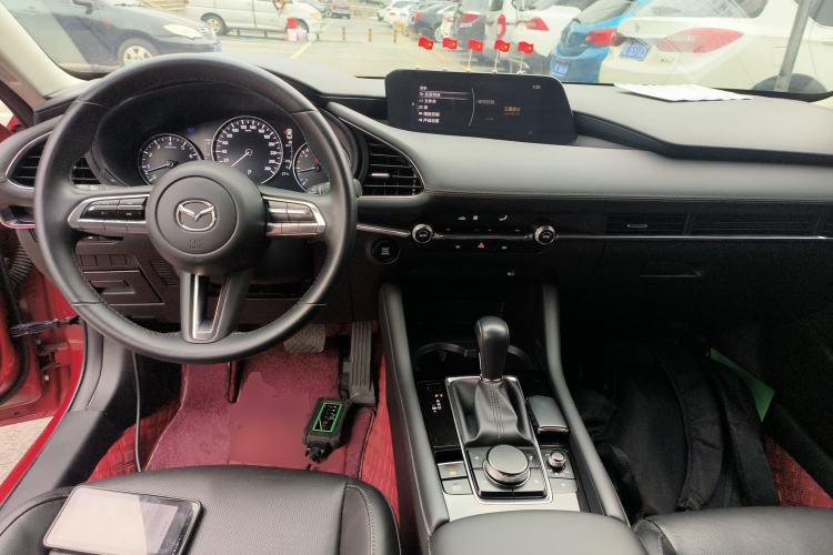 Used Mazda 3 Axela 2021 2.0L Automatic Zhiya Edition Center Console