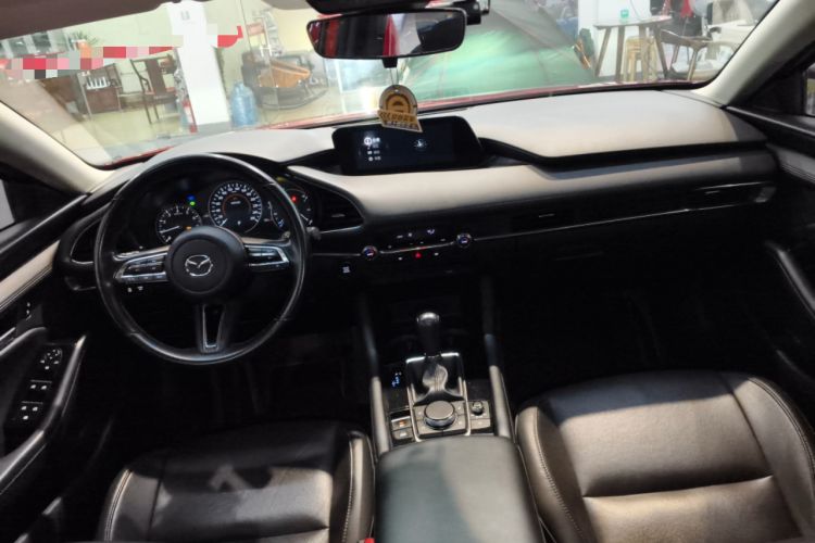 Used Mazda 3 Axela 2021 2.0L Automatic Zhiya Edition Center Console