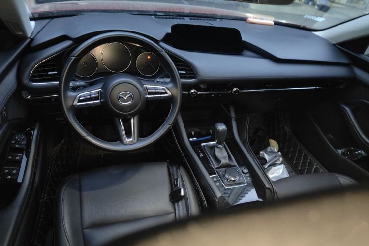 Used Mazda 3 Axela 2021 2.0L Automatic Zhiya Edition Center Console