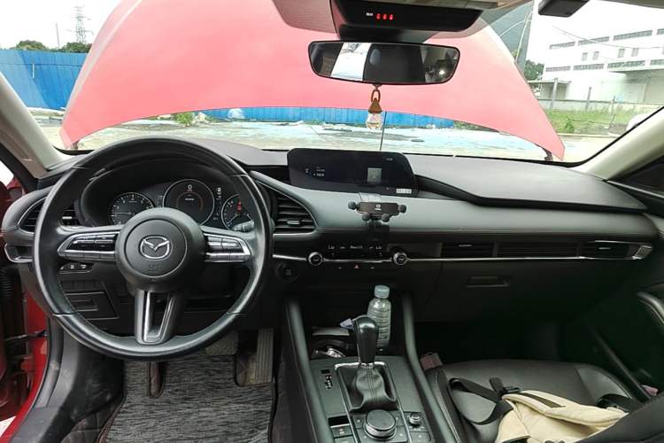 Used Mazda 3 Axela 2021 2.0L Automatic Zhiya Edition Center Console