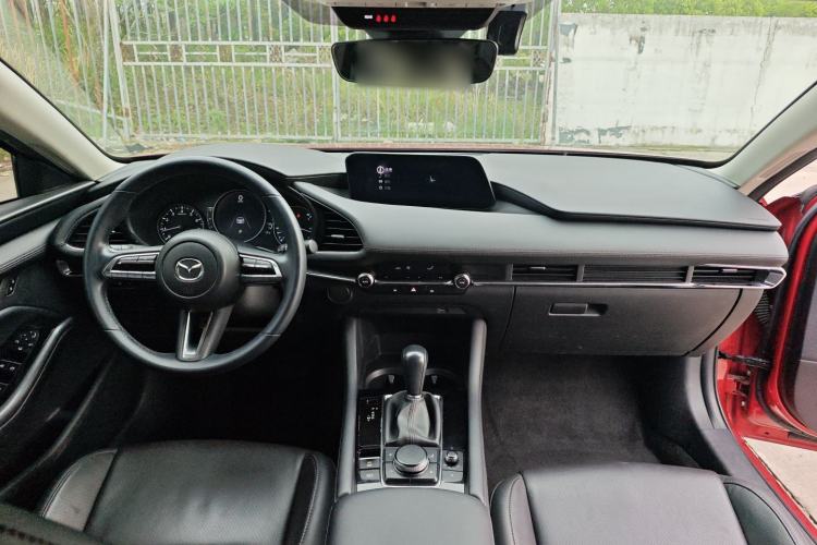 Used Mazda 3 Axela 2021 2.0L Automatic Zhiya Edition Center Console