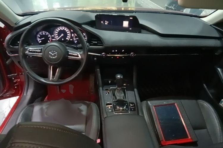 Used Mazda 3 Axela 2021 2.0L Automatic Zhiya Edition Center Console