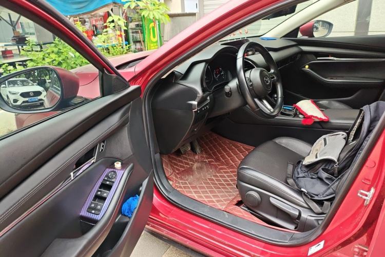 Used Mazda 3 Axela 2021 2.0L Automatic Zhiya Edition Driver Seat