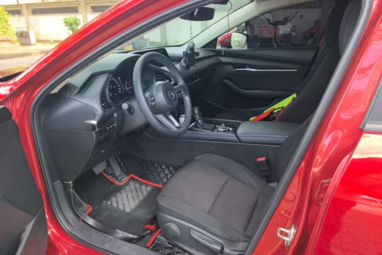 Used Mazda 3 Axela 2021 2.0L Automatic ZhiXuan Edition Driver Seat