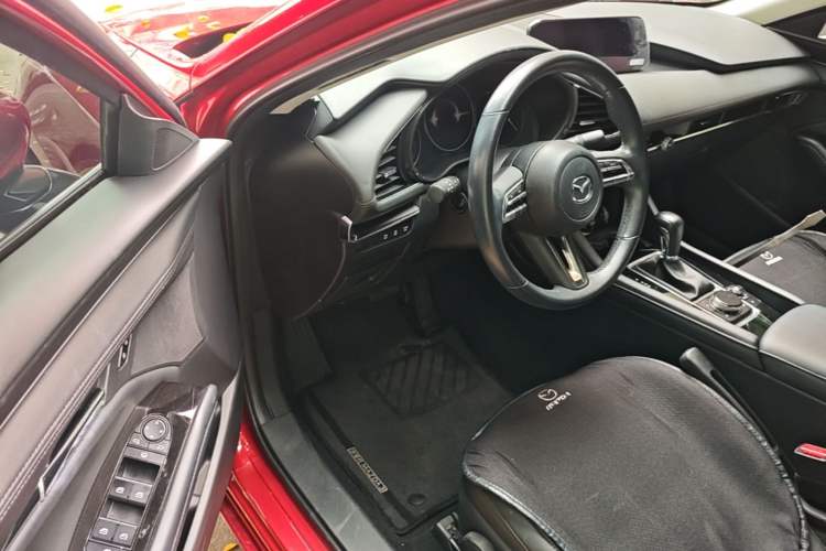 Used Mazda 3 Axela 2021 2.0L Automatic Zhiya Edition Driver Seat