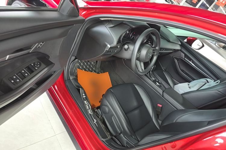 Used Mazda 3 Axela 2021 2.0L Automatic Zhiqing Edition Driver Seat