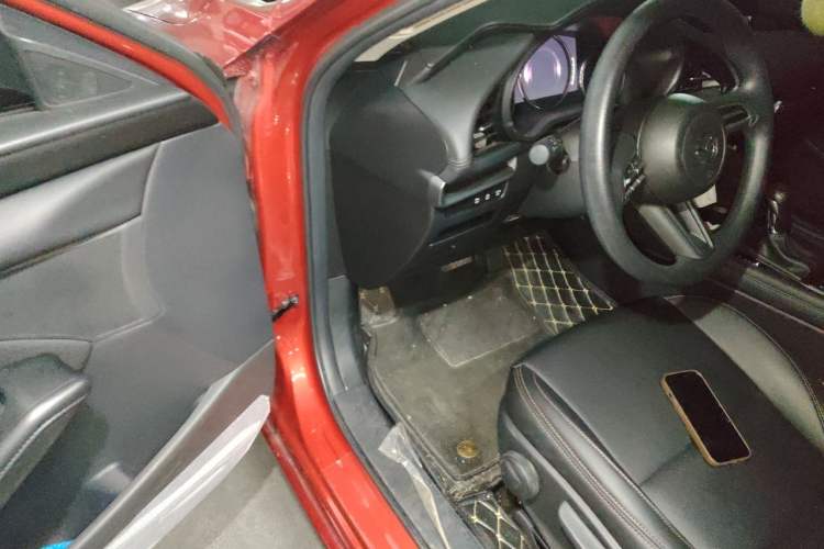 Used Mazda 3 Axela 2021 1.5L Automatic Zhiyue Edition Driver Seat