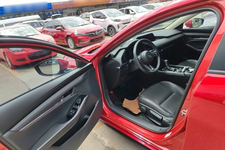 Used Mazda 3 Axela 2021 2.0L Automatic Zhiya Edition Driver Seat