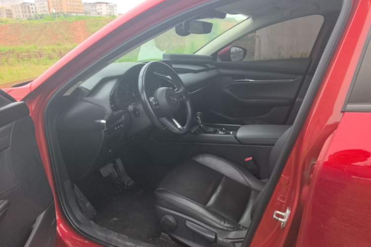 Used Mazda 3 Axela 2021 2.0L Automatic Zhiya Edition Driver Seat