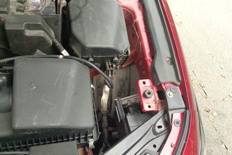 Used Mazda 3 Axela 2021 2.0L Automatic Zhiyao Edition Engine Bay Left