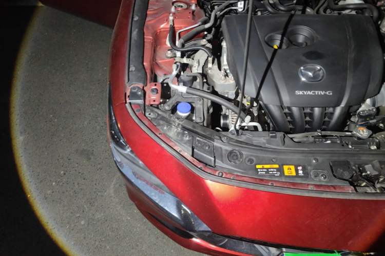 Used Mazda 3 Axela 2021 2.0L Automatic Zhiya Edition Engine Bay Right