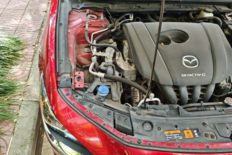 Used Mazda 3 Axela 2021 2.0L Automatic ZhiXuan Edition Engine Bay Right