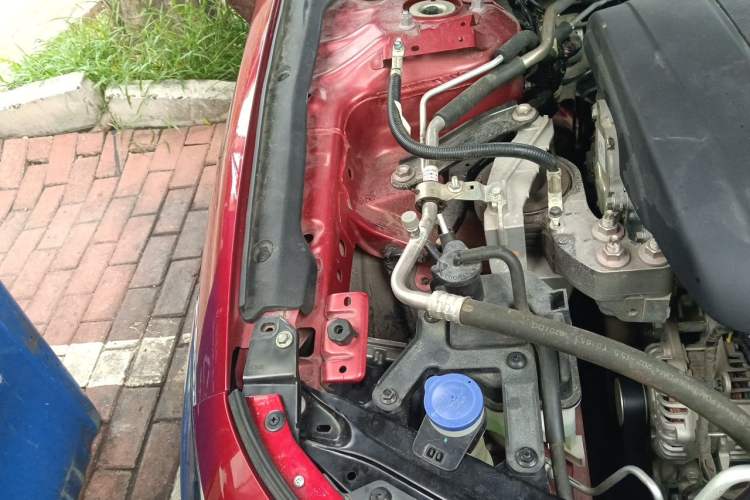 Used Mazda 3 Axela 2021 2.0L Automatic Zhiyao Edition Engine Bay Right