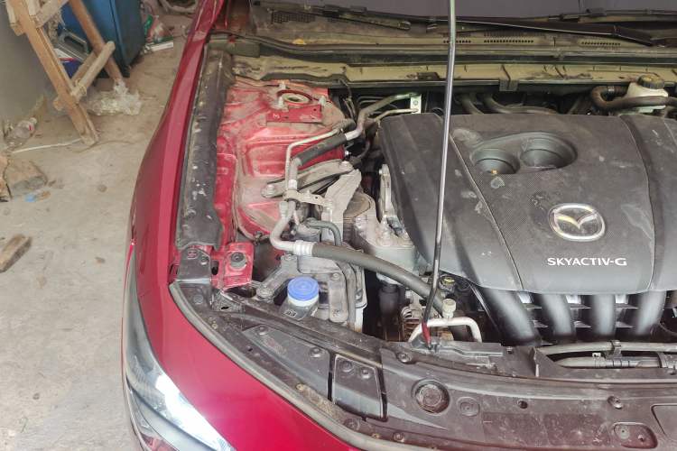 Used Mazda 3 Axela 2021 2.0L Automatic Zhiyao Edition Engine Bay Right