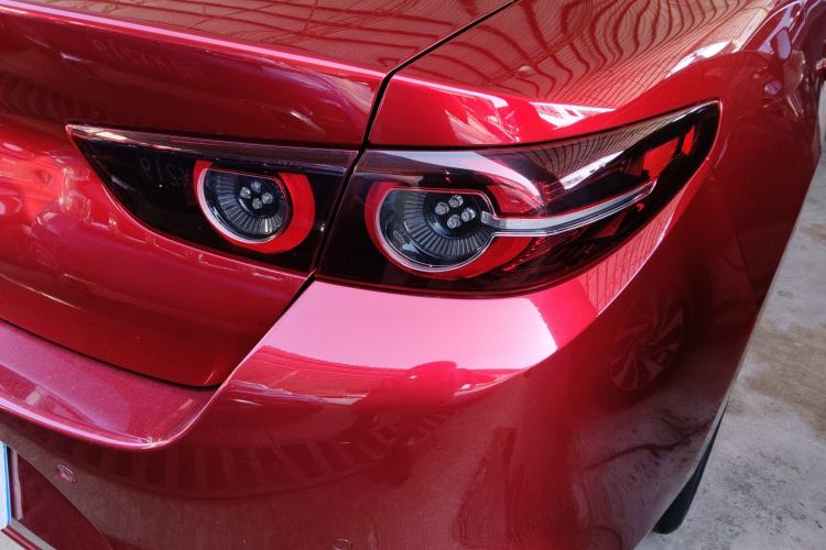 Used Mazda 3 Axela 2021 2.0L Automatic Zhiyao Edition Exterior 3