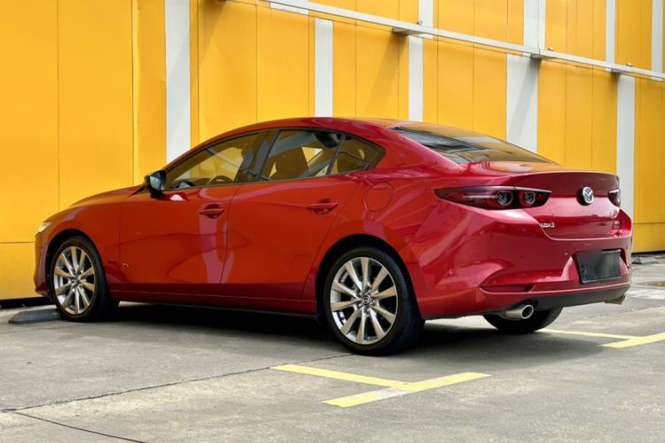 Used Mazda 3 Axela 2021 2.0L Automatic Zhiyao Edition Exterior 3