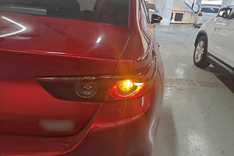Used Mazda 3 Axela 2021 2.0L Automatic ZhiXuan Edition Exterior 3