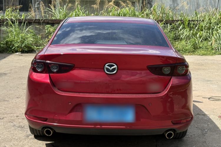 Used Mazda 3 Axela 2021 2.0L Automatic Zhiqing Edition Exterior 4