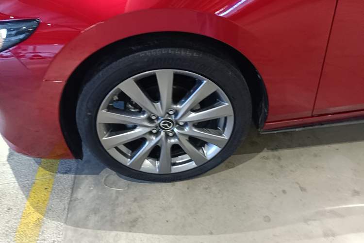 Used Mazda 3 Axela 2021 2.0L Automatic Zhiya Edition Exterior 4