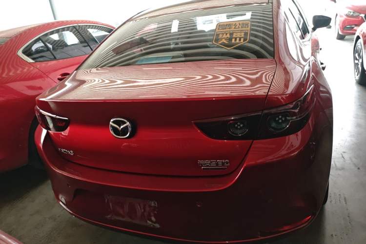 Used Mazda 3 Axela 2021 2.0L Automatic Zhiya Edition Exterior 4