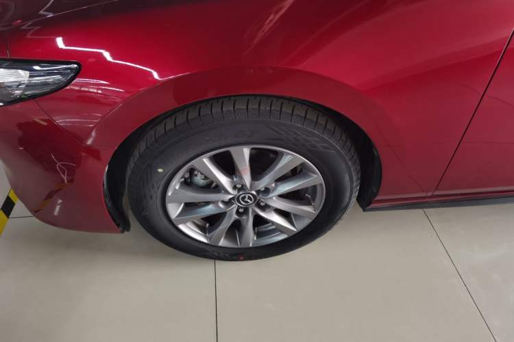 Used Mazda 3 Axela 2021 2.0L Automatic Zhiqing Edition Exterior 4