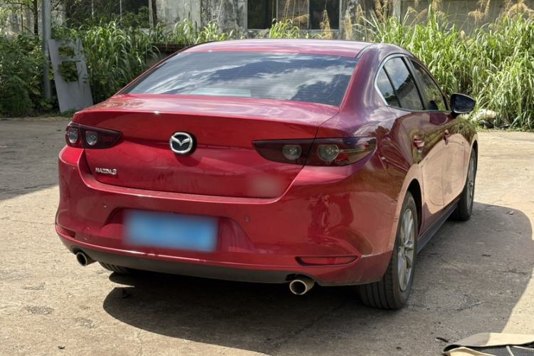 Used Mazda 3 Axela 2021 2.0L Automatic Zhiqing Edition Exterior 5