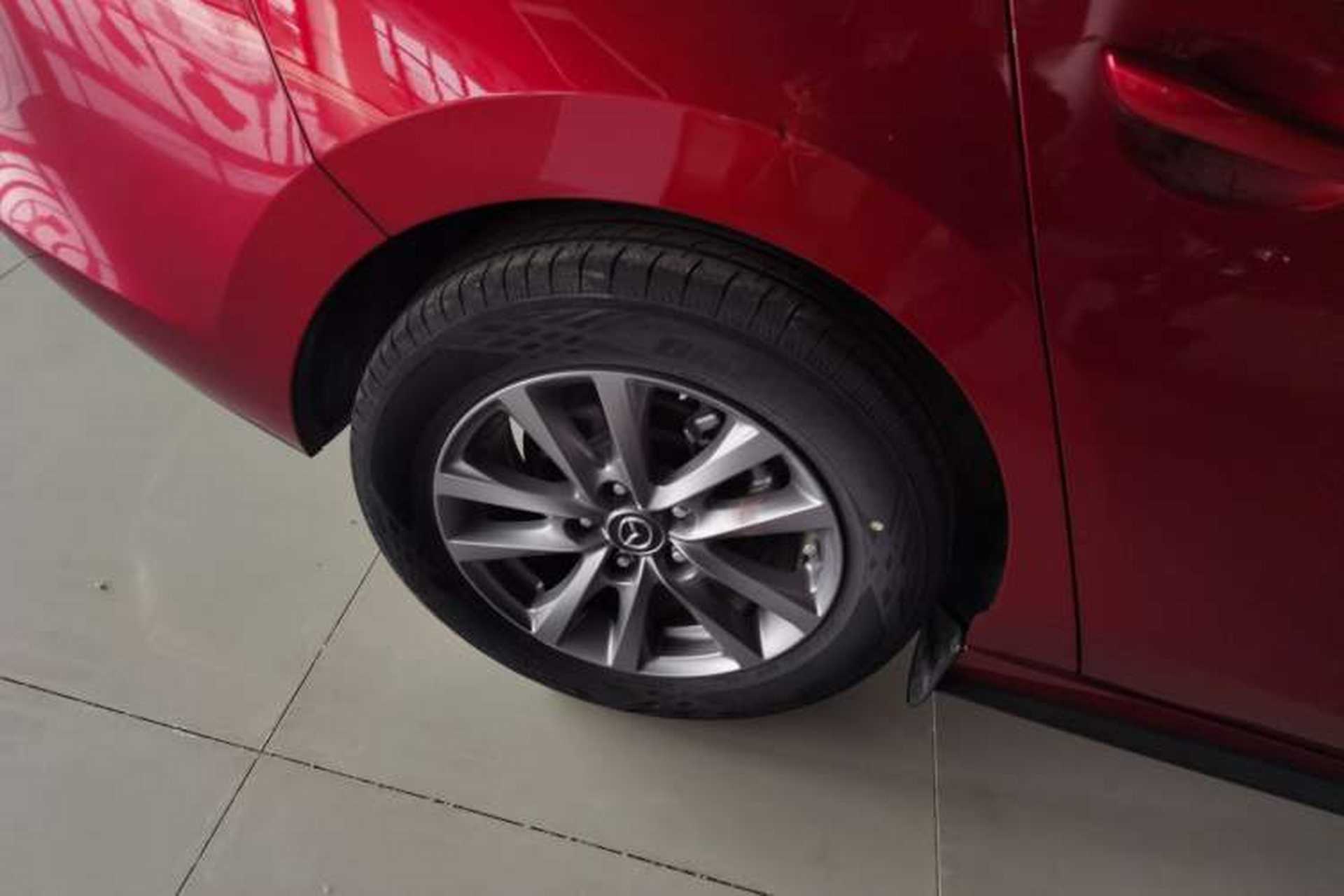 Used Mazda 3 Axela 2021 2.0L Automatic Zhiqing Edition Exterior 5
