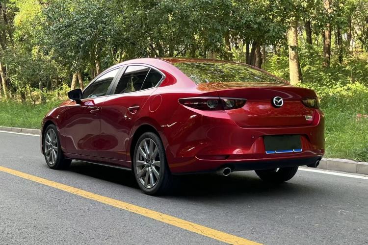 Used Mazda 3 Axela 2021 2.0L Automatic Zhi Rui Edition Exterior 6