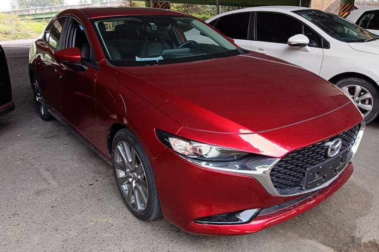 Used Mazda 3 Axela 2021 2.0L Automatic Zhiya Edition Front Right 45 Deg