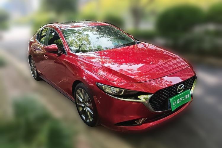 Used Mazda 3 Axela 2021 2.0L Automatic ZhiXuan Edition Front Right 45 Deg