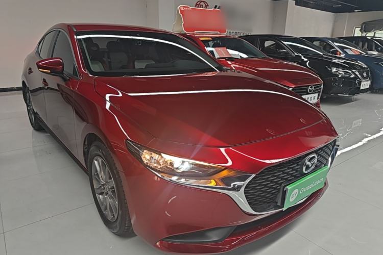 Used Mazda 3 Axela 2021 1.5L Automatic ZhiMei Edition Front Right 45 Deg