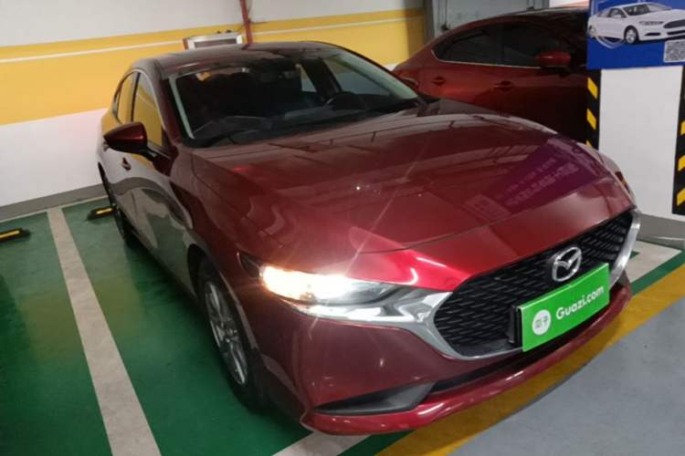 Used Mazda 3 Axela 2021 1.5L Automatic Zhiyue Edition Front Right 45 Deg