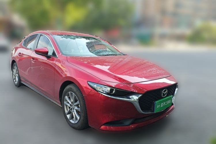 Used Mazda 3 Axela 2021 1.5L Automatic ZhiMei Edition Front Right 45 Deg