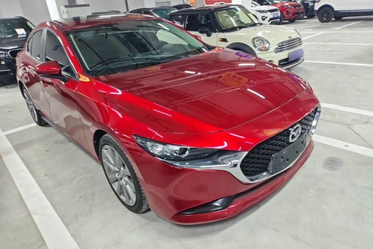 Used Mazda 3 Axela 2021 2.0L Automatic ZhiXuan Edition Front Right 45 Deg