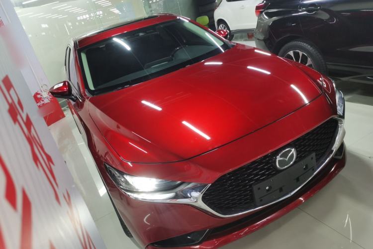 Used Mazda 3 Axela 2021 2.0L Automatic Zhi Rui Edition Front Right 45 Deg