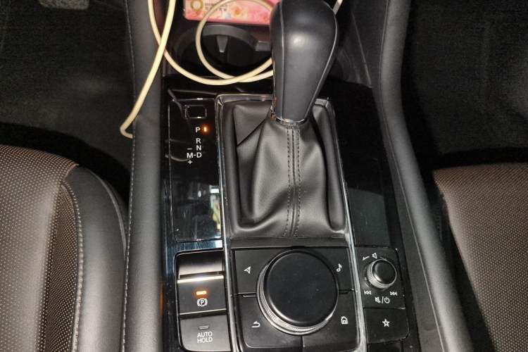 Used Mazda 3 Axela 2021 2.0L Automatic Zhiya Edition Gear Lever