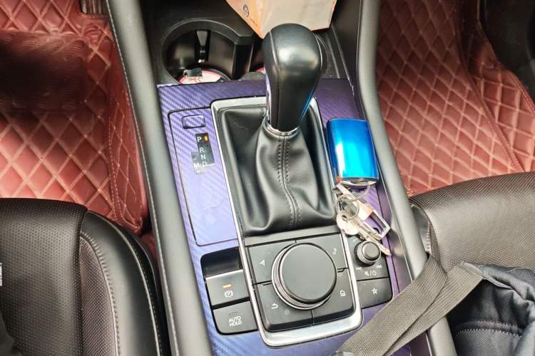 Used Mazda 3 Axela 2021 2.0L Automatic Zhiya Edition Gear Lever