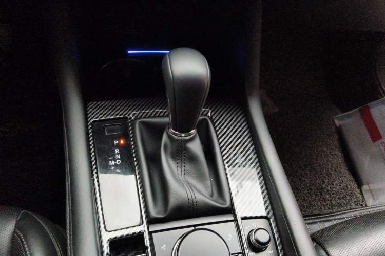 Used Mazda 3 Axela 2021 2.0L Automatic Zhiya Edition Gear Lever