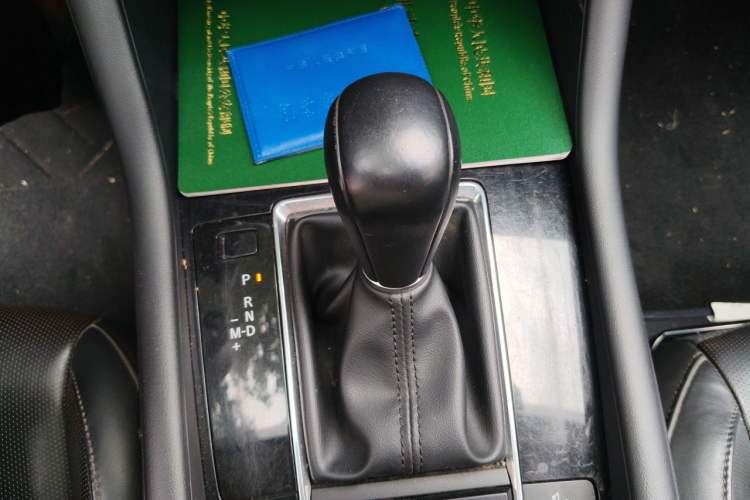 Used Mazda 3 Axela 2021 2.0L Automatic Zhiya Edition Gear Lever