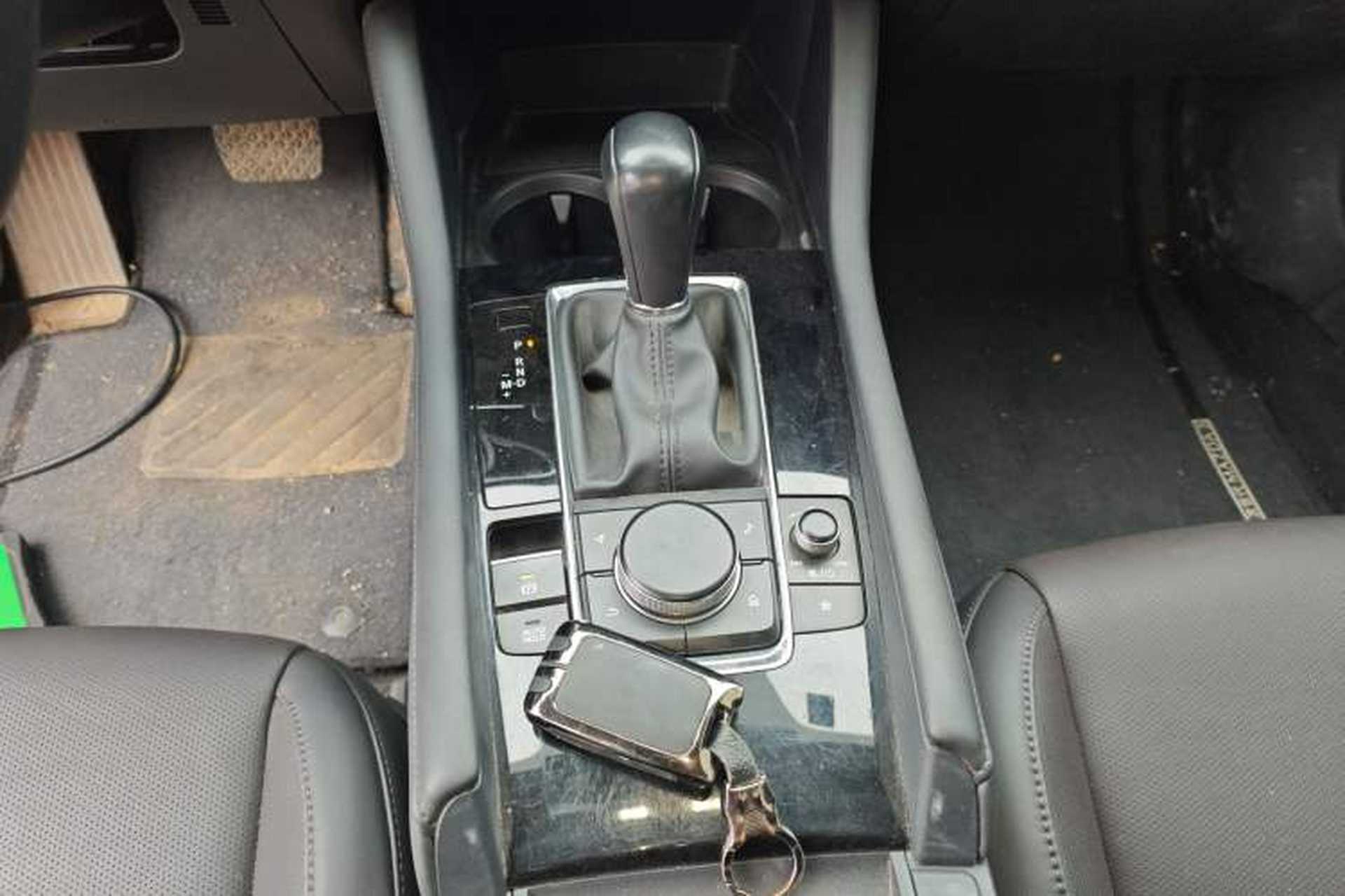 Used Mazda 3 Axela 2021 2.0L Automatic Zhiya Edition Gear Lever