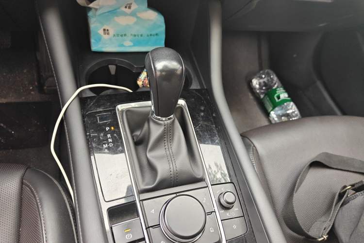 Used Mazda 3 Axela 2021 2.0L Automatic Zhiya Edition Gear Lever