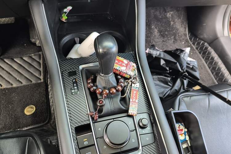 Used Mazda 3 Axela 2021 2.0L Automatic ZhiXuan Edition Gear Lever