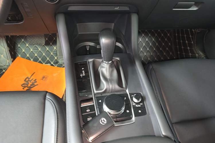 Used Mazda 3 Axela 2021 2.0L Automatic Zhiqing Edition Gear Lever