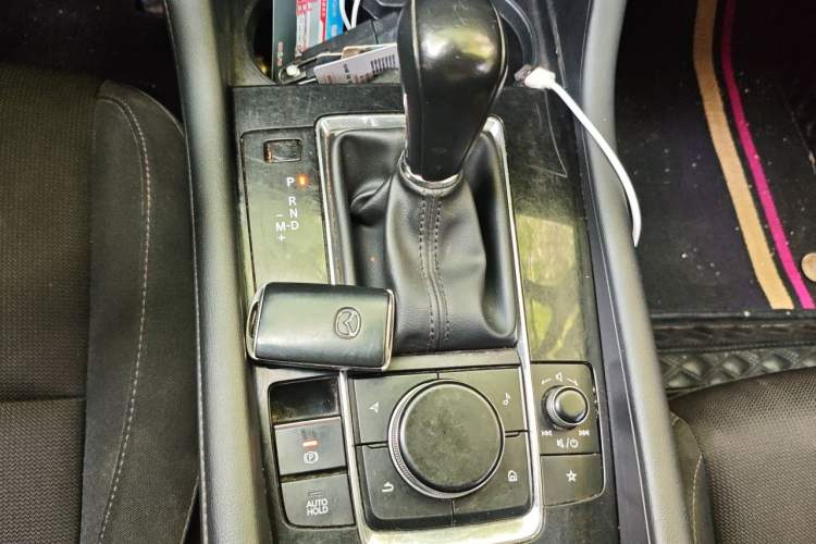 Used Mazda 3 Axela 2021 2.0L Automatic ZhiXuan Edition Gear Lever