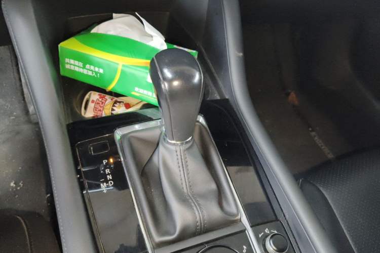 Used Mazda 3 Axela 2021 2.0L Automatic ZhiXuan Edition Gear Lever