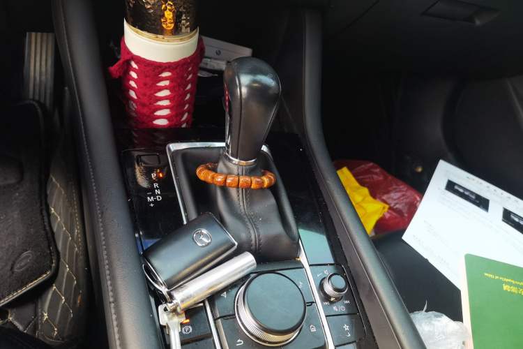 Used Mazda 3 Axela 2021 2.0L Automatic ZhiXuan Edition Gear Lever