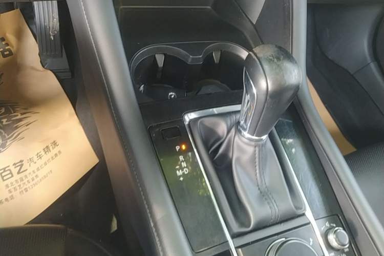 Used Mazda 3 Axela 2021 2.0L Automatic Zhiyao Edition Gear Lever