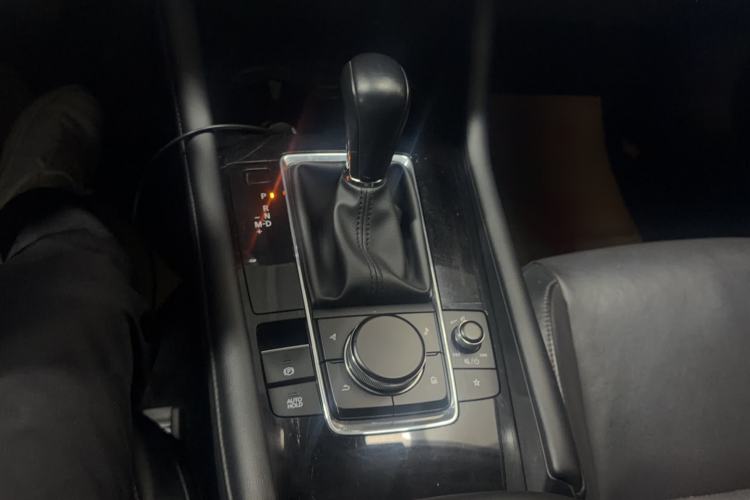 Used Mazda 3 Axela 2021 2.0L Automatic Zhiya Edition Gear Lever